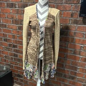 Gimmicks Beige and Brown Long Cardigan with Patterned Hem. Size Medium.